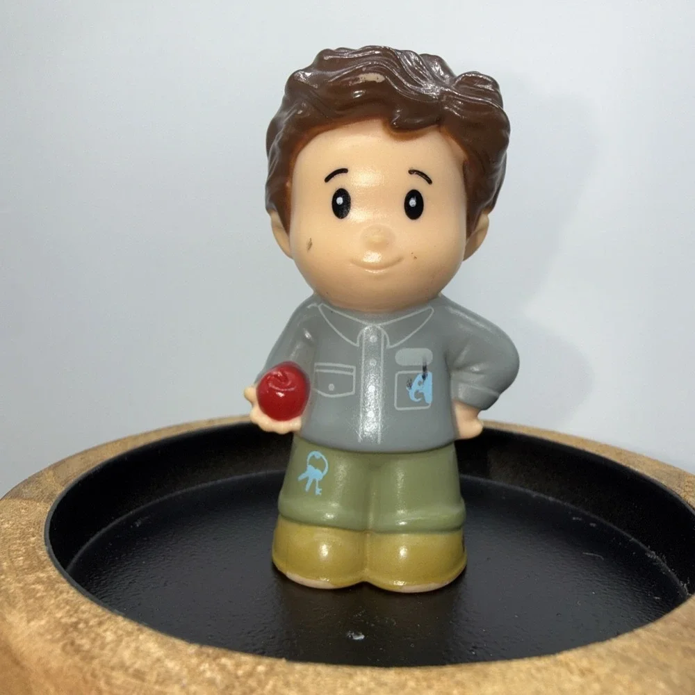 Fisher Price Little People Big‎ Animal Zoo Keeper Replacement Part Apple Keys